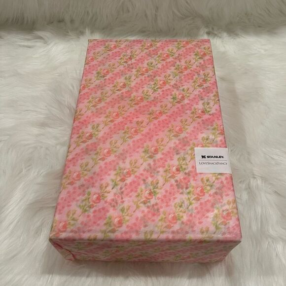 THE STANLEY X LOVESHACKFANCY QUENCHER | 40 OZ - Picture 10 of 10